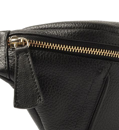 pochete feminina arezzo